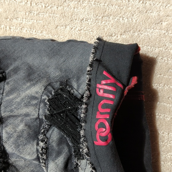 Born-Fly Distressed Denim Shorts - Picture 4 of 4